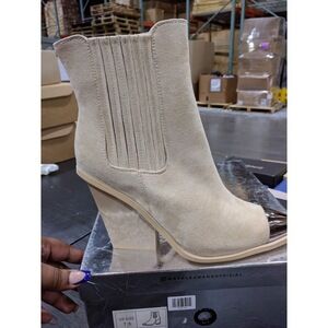 AZALEA WANG Lochlan Velvet Bootie Beige